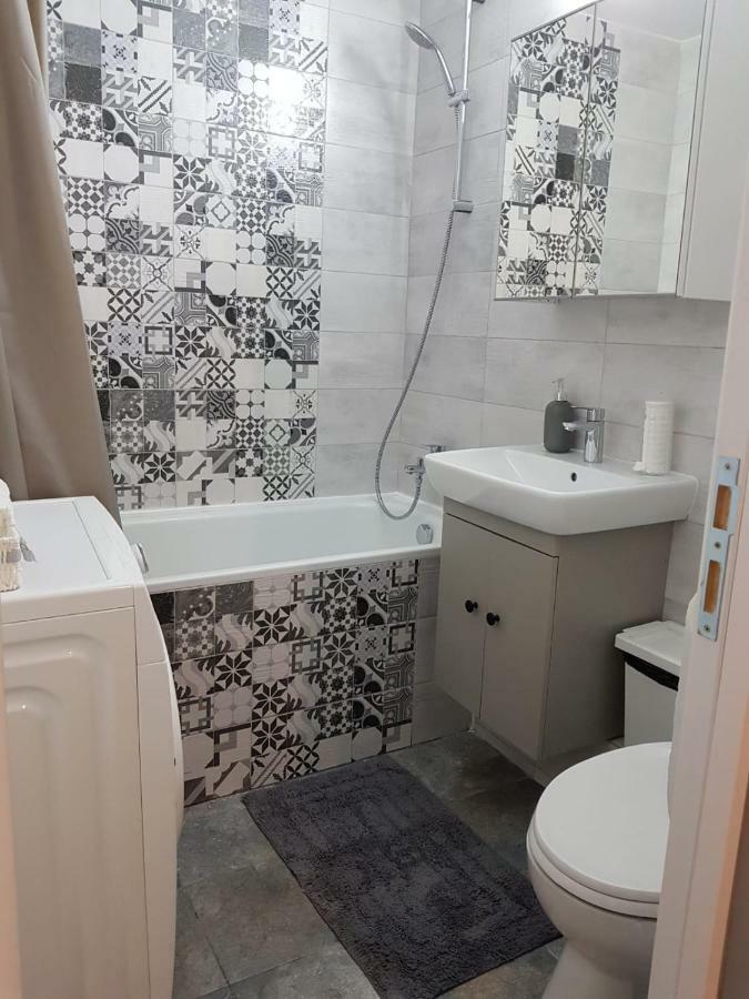 בוקרשט D&C Studio מראה חיצוני תמונה